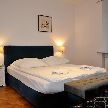 Prudentia Apartments Brzozowa Varšava Exteriér fotografie